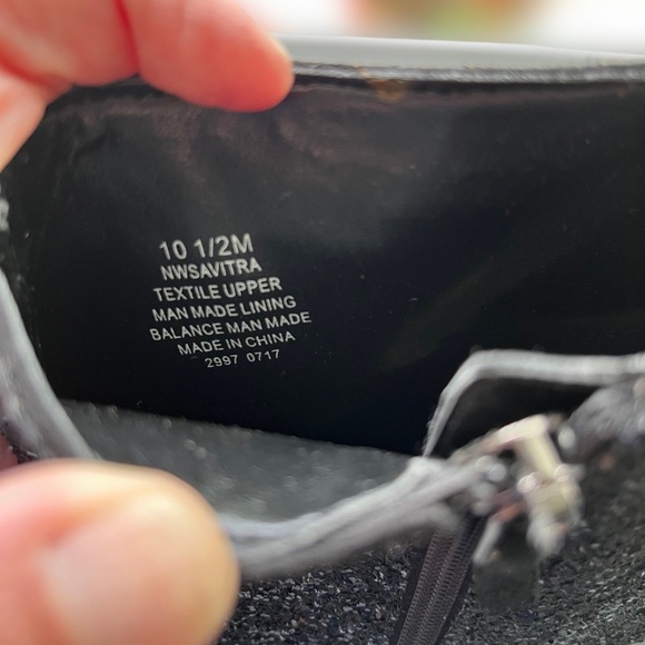 ✨ HP ✨ Black Glitter ✨ Savitra Ankle Booties ✨ - Picture 2 of 7